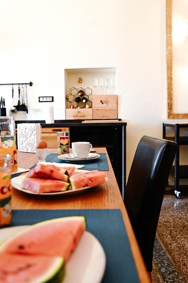 '2R' City Center Holidays And Workstays غييكا المظهر الخارجي الصورة